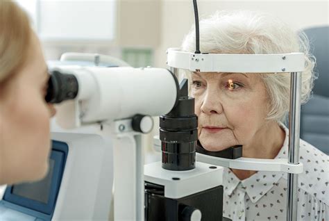 Cataract surgery in Huddersfield: top 10 doctors .